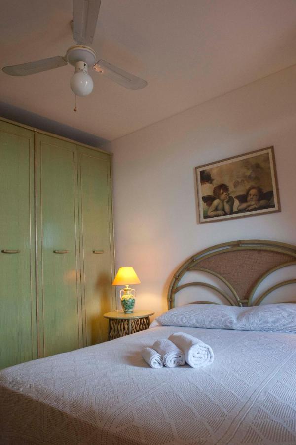 Mara'S House, 10 Minuti A Piedi Dal Centro, Parcheggio Privato Apartamento Taormina Exterior foto
